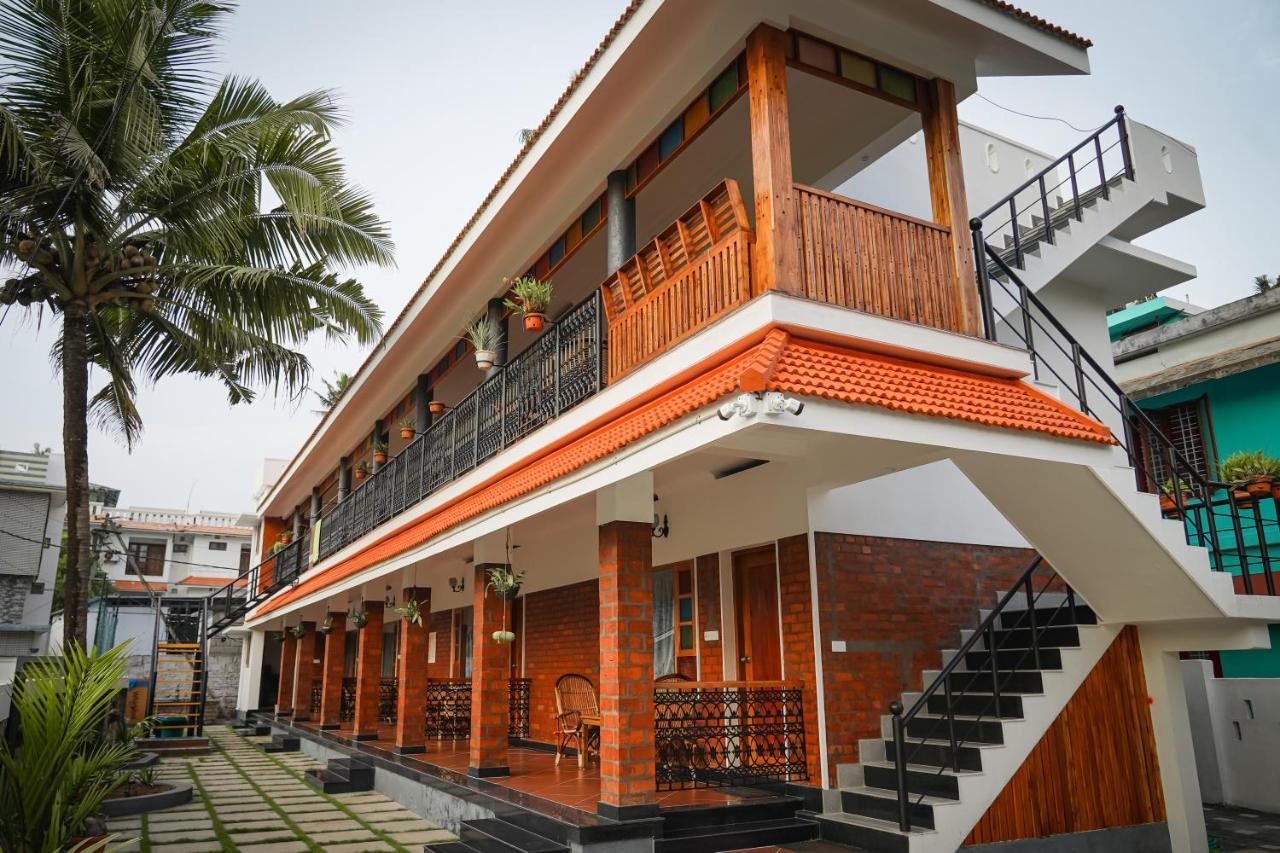 Aloha Homestay Varkala Buitenkant foto