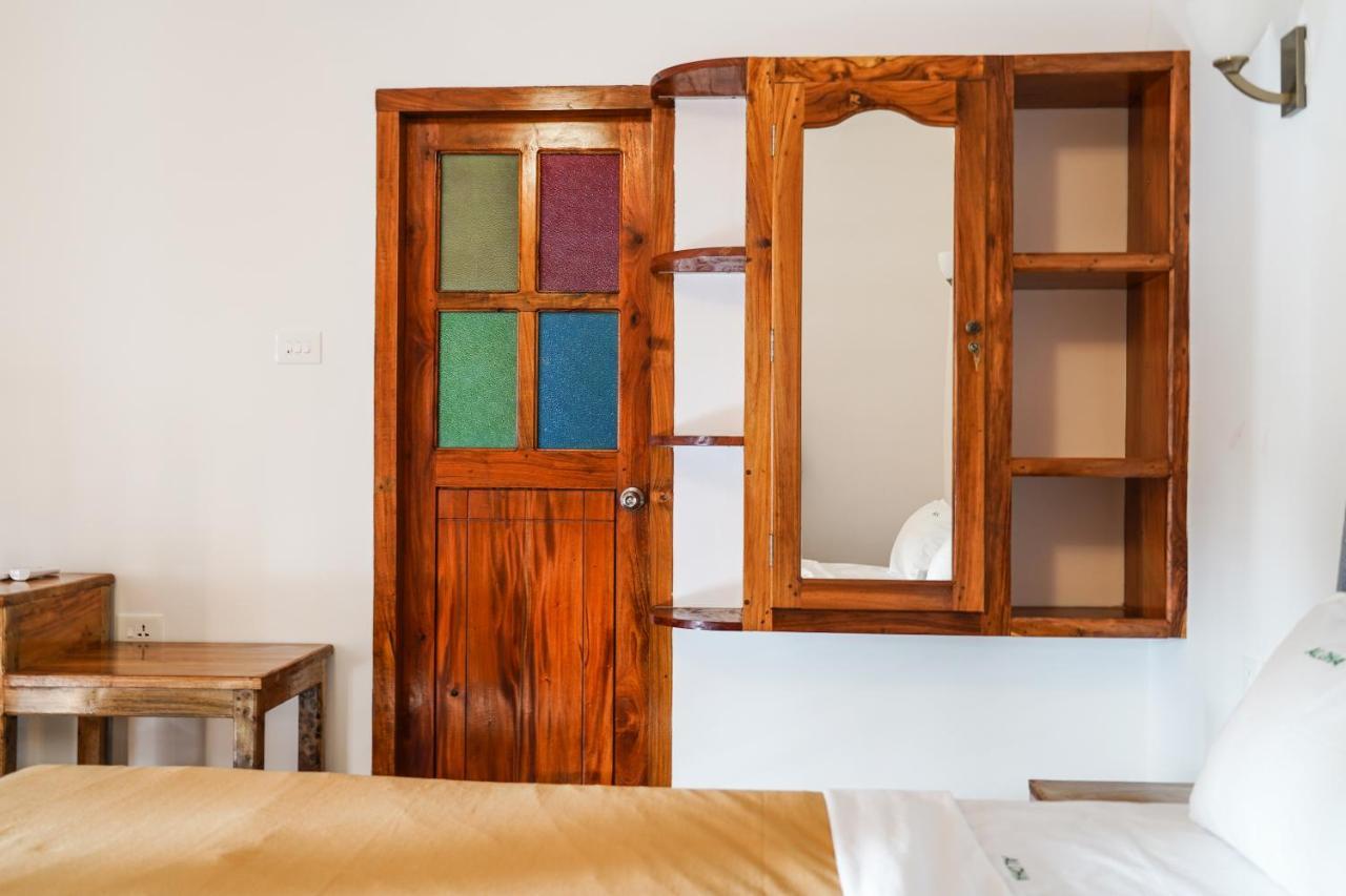 Aloha Homestay Varkala Buitenkant foto